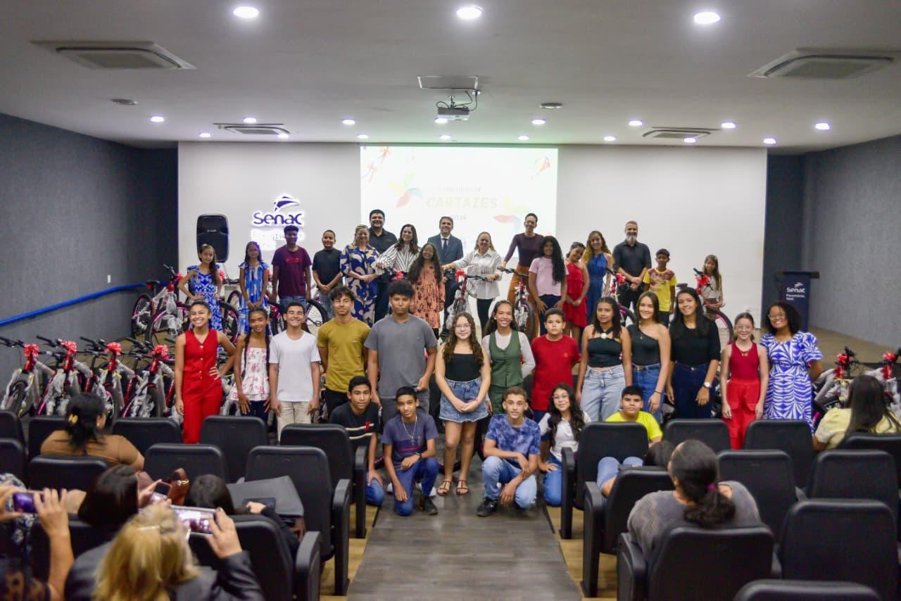 MPT leva crianças em vulnerabilidade ao cinema em Alagoas episode artwork